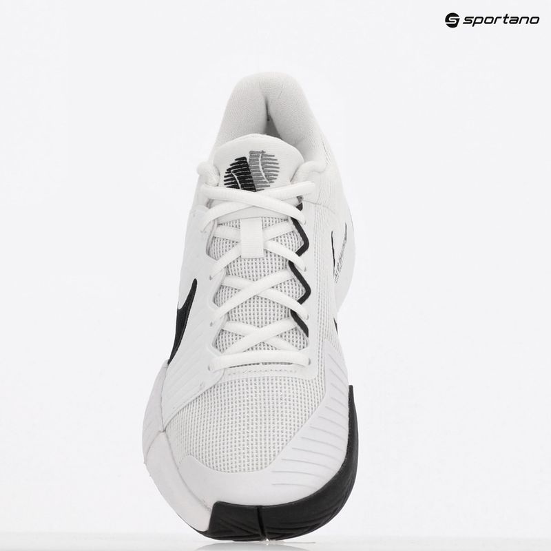 Scarpe da tennis da donna Nike GP Challenge Pro bianco/bianco/nero 9