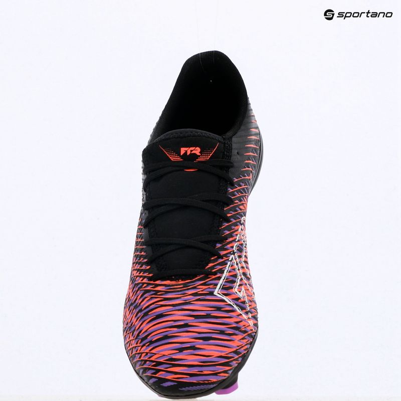 Scarpe da calcio da uomo PUMA Future 8 Play FG/AG puma nero/puma bianco/rosso brillante 9