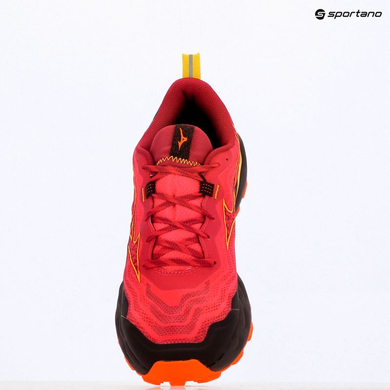 Scarpe da corsa da uomo Mizuno Wave Daichi 9 ad alto rischio rosso/serale primula/marighe brillante 9