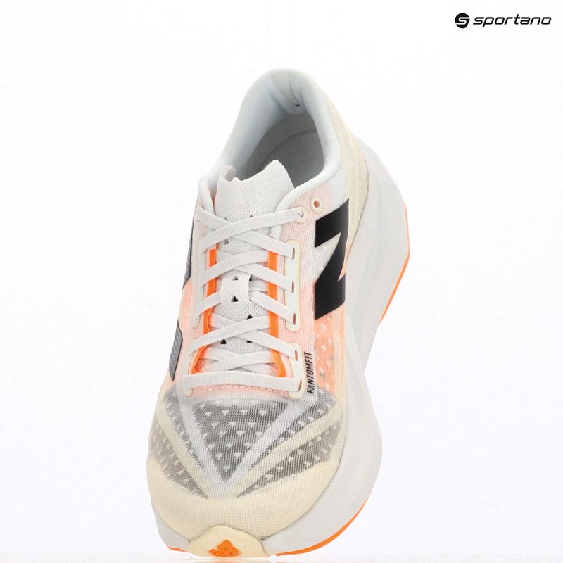 New Balance FuelCell Rebel v4 scarpe da corsa da uomo bianche 9
