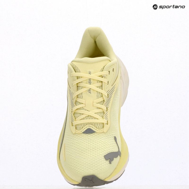 Scarpe da corsa da donna PUMA Electrify Nitro 4 oro luna/bianco caldo 9