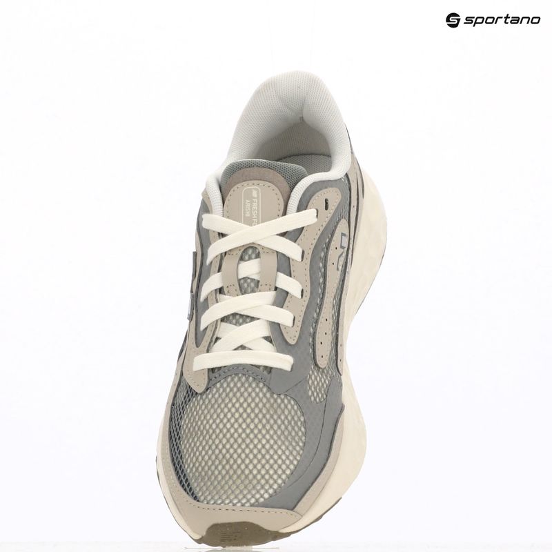 Scarpe da corsa da donna New Balance Fresh Foam Arishi V4 angora 9