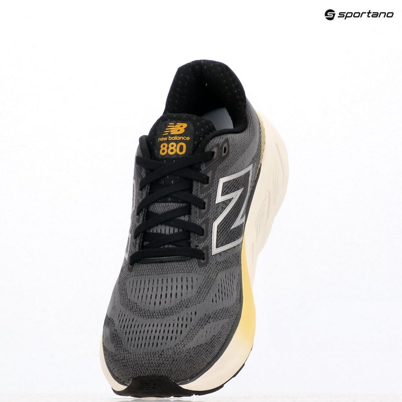 Scarpe da corsa da uomo New Balance Fresh Foam 880 v15 nere 9