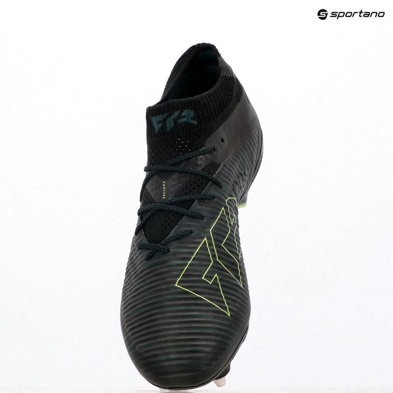 PUMA Future 8 Ultimate MxSG uomini scarpe da calcio puma nero / luce frizzante / terreno verde 9