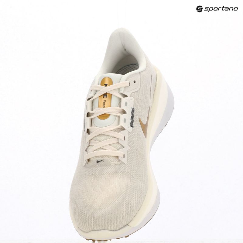 Scarpe running donna Nike Vomero 17 phantom/light bone/sail/metallic gold 9