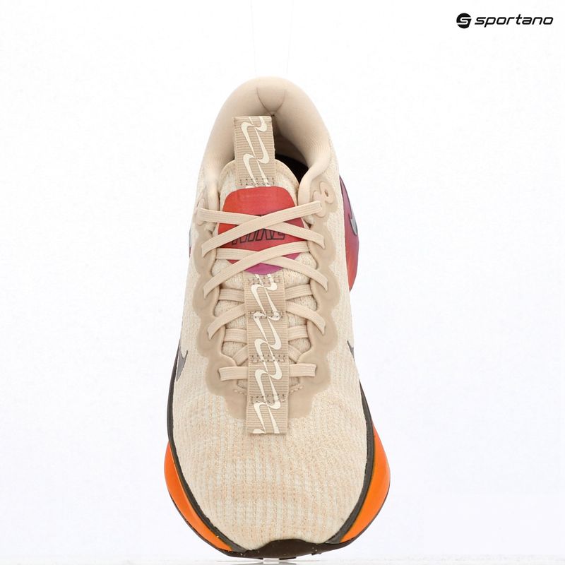 Scarpe da allenamento donna Nike Motiva SE pearl white/pale ivory/vivid purple/mtl gold grain 11