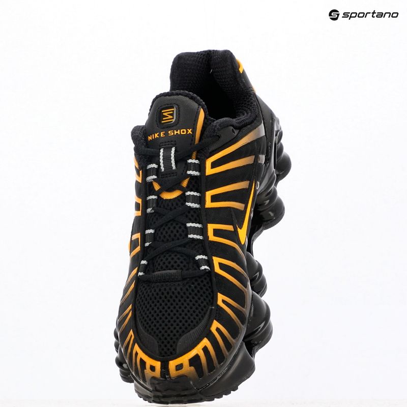 Scarpe da uomo Nike Shox TL black/university gold 12