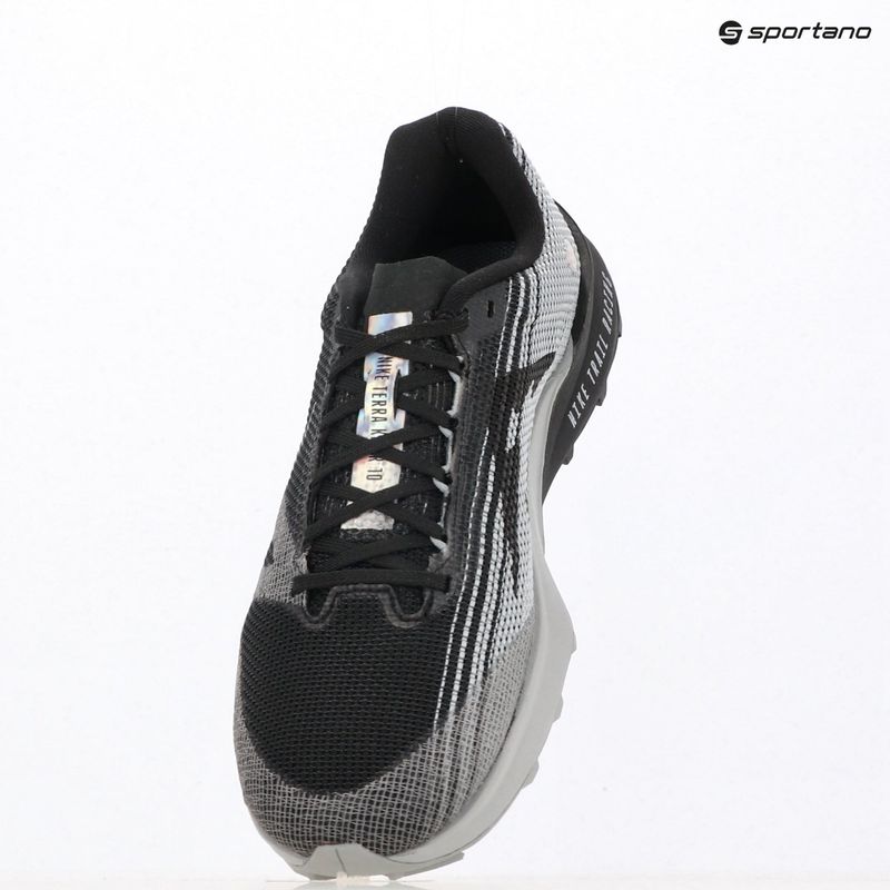 Scarpe da running uomo Nike Kiger 10 black/white/cool grey/white 11