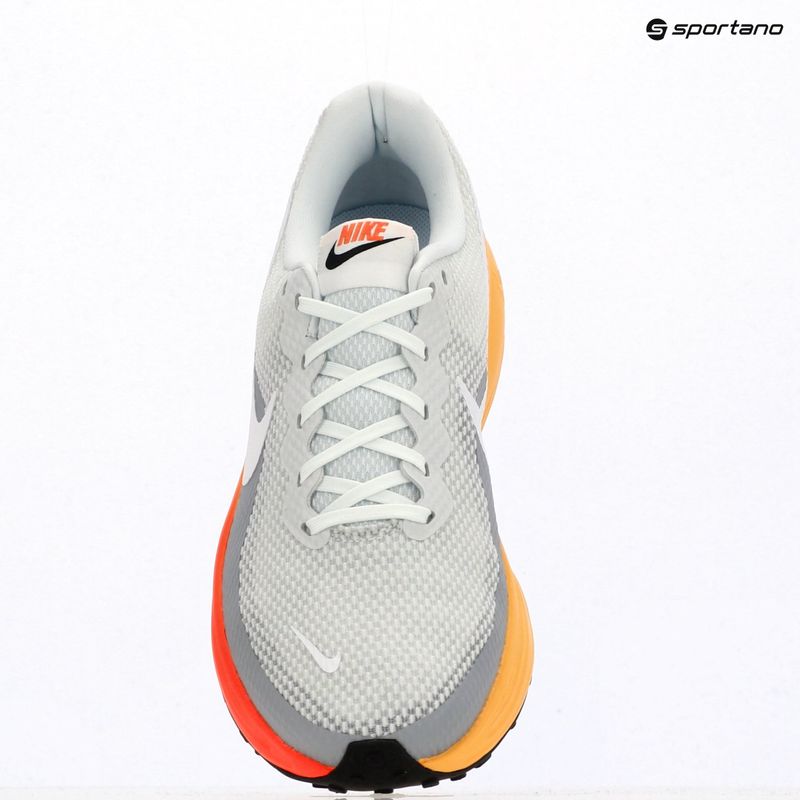 Scarpe running uomo Nike Revolution 8 off white/wolf grey/topaz gold/white 11