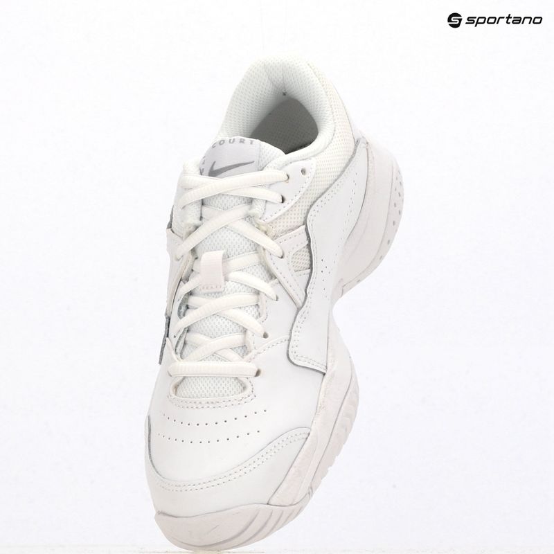 Scarpe da tennis junior Nike Court Lite 2 Jr white/metallic silver 9