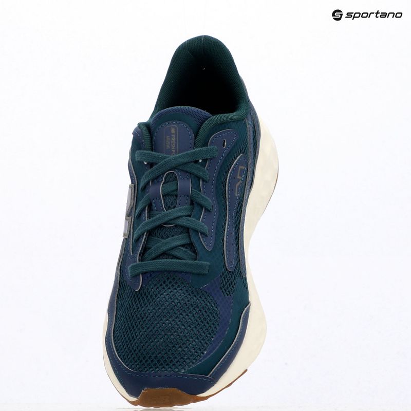 Scarpe da running da uomo  New Balance Fresh Foam Arishi V4 navy/medusa green/wakame 9