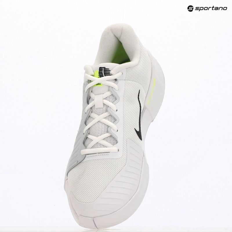 Scarpe da tennis da uomo Nike GP Challenge Pro white/pure platinum/volt/black 9