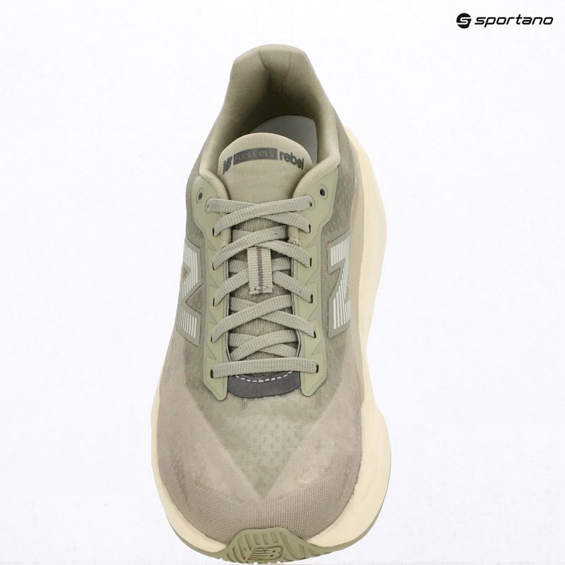 Scarpe da running da uomo  New Balance FuelCell Rebel V5 olivine/shipyard 11