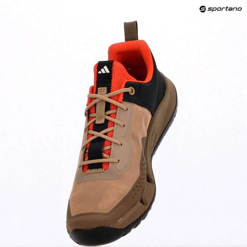 Scarpe da ciclismo da uomo con suola piatta adidas FIVE TEN Trailcross LT cardboard/off white/core black 9