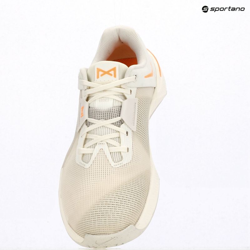 Scarpe da allenamento da donna Nike Metcon 10 sail/phantom/ice peach/orange pulse 10