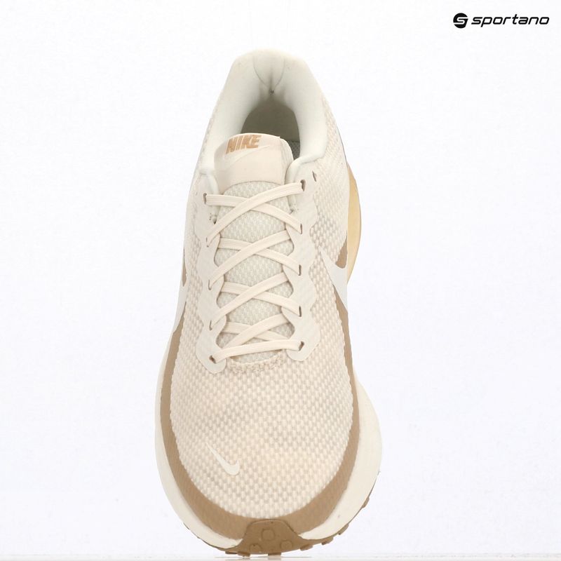 Scarpe da running da uomo Nike Revolution 8 Extra Wide pale ivory/sanddrift/linen/sail 6