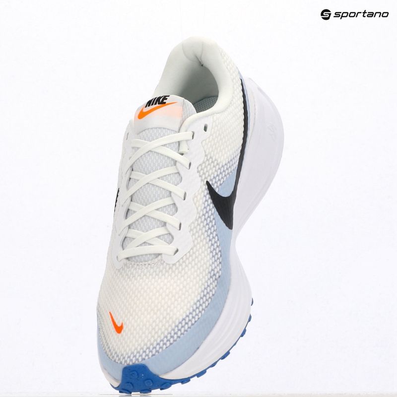 Scarpe da running da uomo Nike Revolution 8 white/hydrogen blue/off noir 6