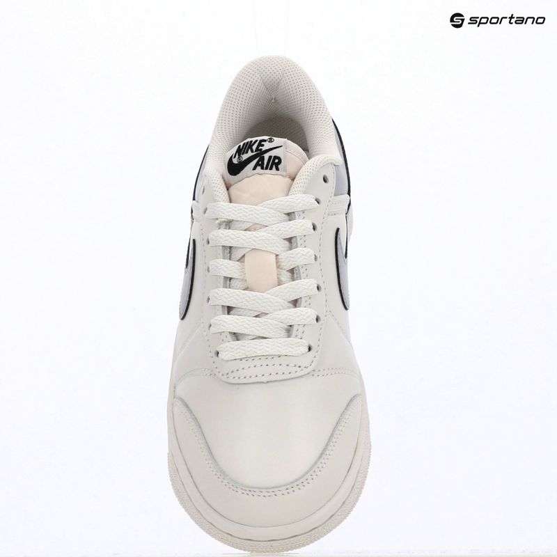 Scarpe da donna Nike Air Jordan Skyline Low swan/black/metallic silver 6