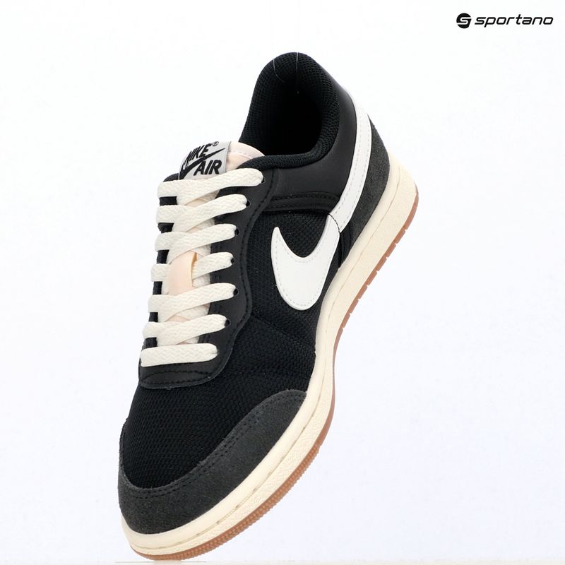 Scarpe da donna Air Jordan Skyline Low black/sail/gum med brown/summit white 6