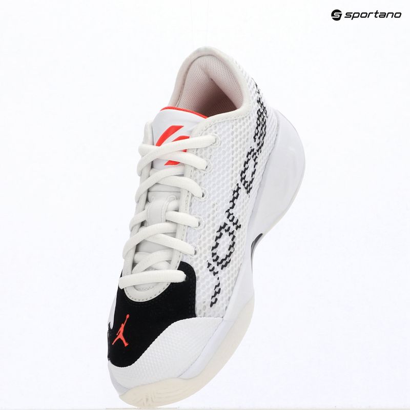 Buty do koszykówki dziecięce Nike Jordan Luka 77 GS Jr white/black/sail/bright crimson 9