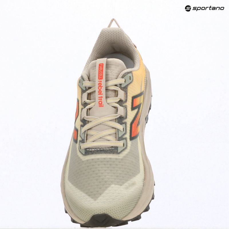 Scarpe da running da donna New Balance Rebel V1 white peach/timberwolf 15