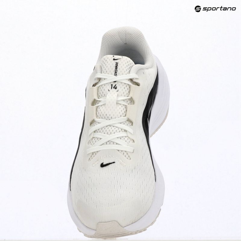 Scarpe da running da uomo Nike Downshifter 14 summit white/black/white/metallic silver 13