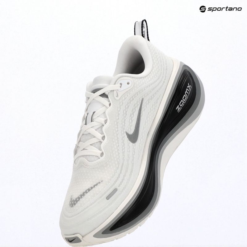 Scarpe da running da uomo Nike Vomero Plus white/black/cool grey/metallic silver 13