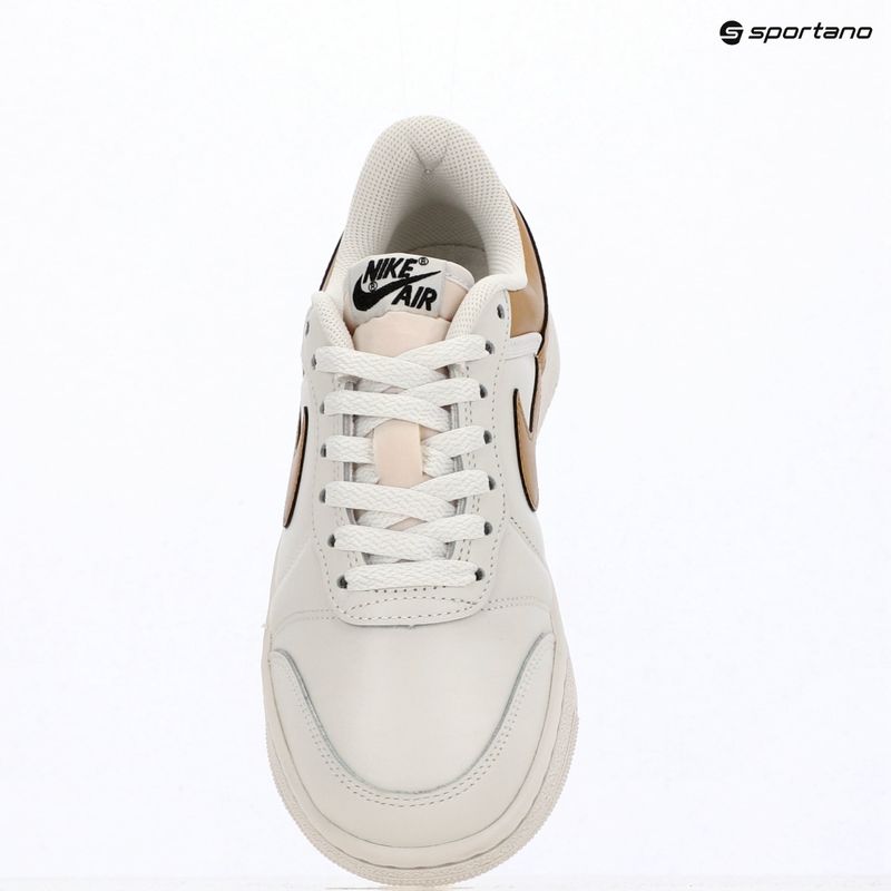 Scarpe da donna Air Jordan Skyline Low swan/black/metallic gold 14