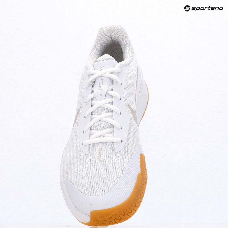 Scarpe da tennis uomo Nike Vapor Lite 3 White/Summit White/Light Orewood Brown 18