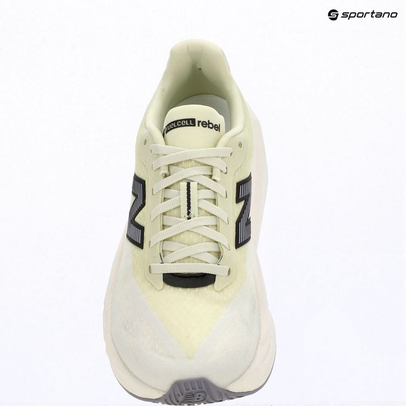 Scarpe da corsa donna New Balance FuelCell Rebel V5 pistachio butter/sea salt 9
