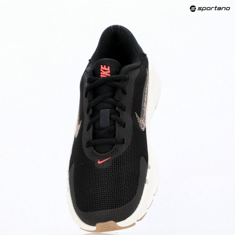 Scarpe da allenamento donna Nike Flex Train Print black/iron grey/sail/multi color 10