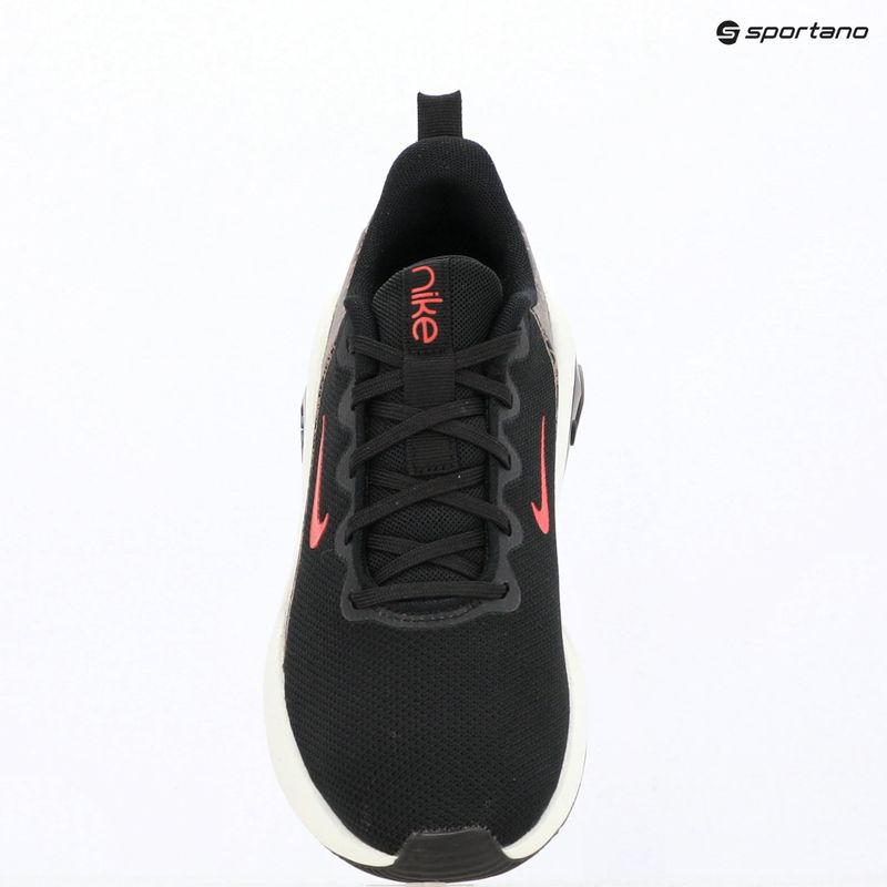 Scarpe da allenamento donna Nike Bella 7 black/british khaki/fusion red 10