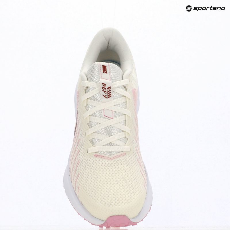 Scarpe da corsa donna Nike Run Defy sail/white/pink rise/pink smoke 6