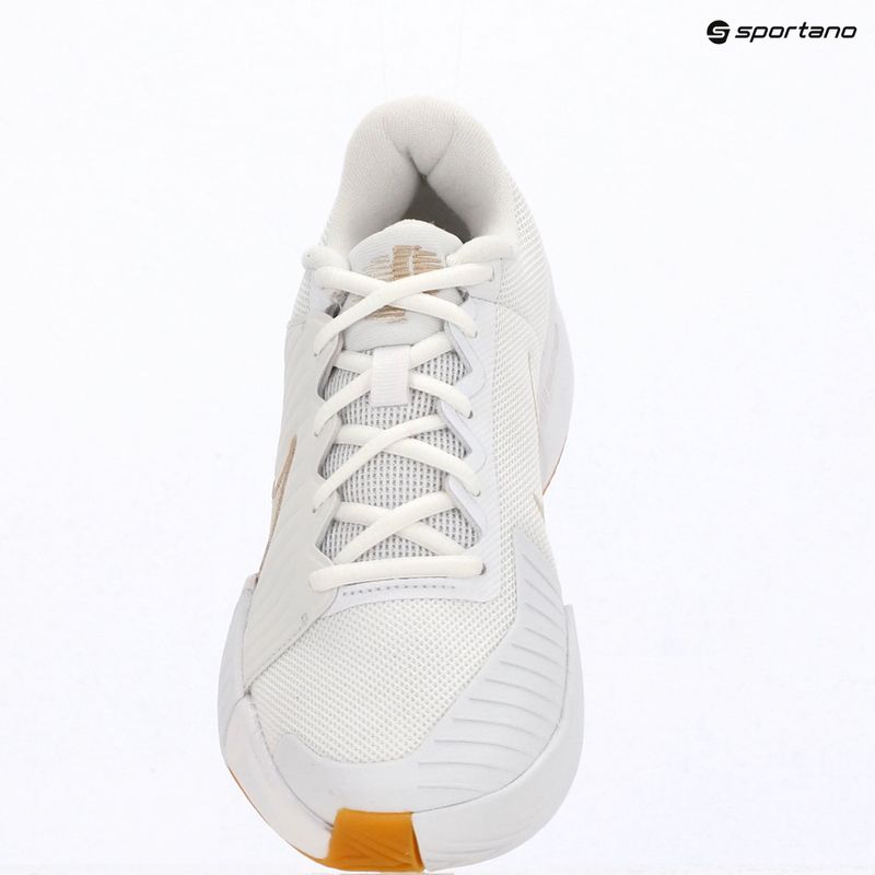 Scarpe da tennis donna Nike GP Challenge Pro white/summit white/linen/light orewood brown 7