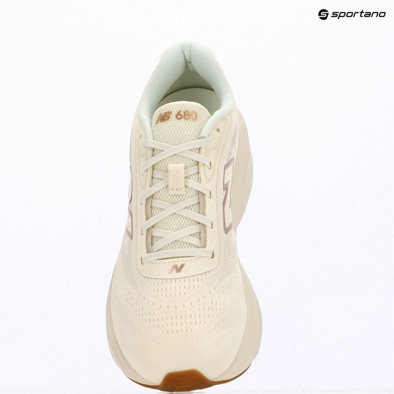 Scarpe da corsa donna New Balance Fresh Foam 680's V9 beige 7