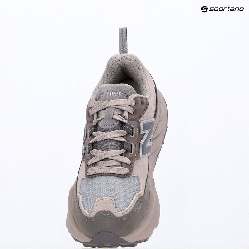 Scarpe da corsa donna New Balance Hierro Trek Nubuck Vamp V9 truffle salt/off-line grey 6