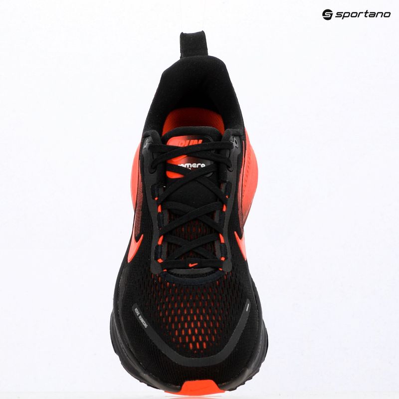 Scarpe da corsa uomo Nike Vomero 18 black/university red/bright crimson 17