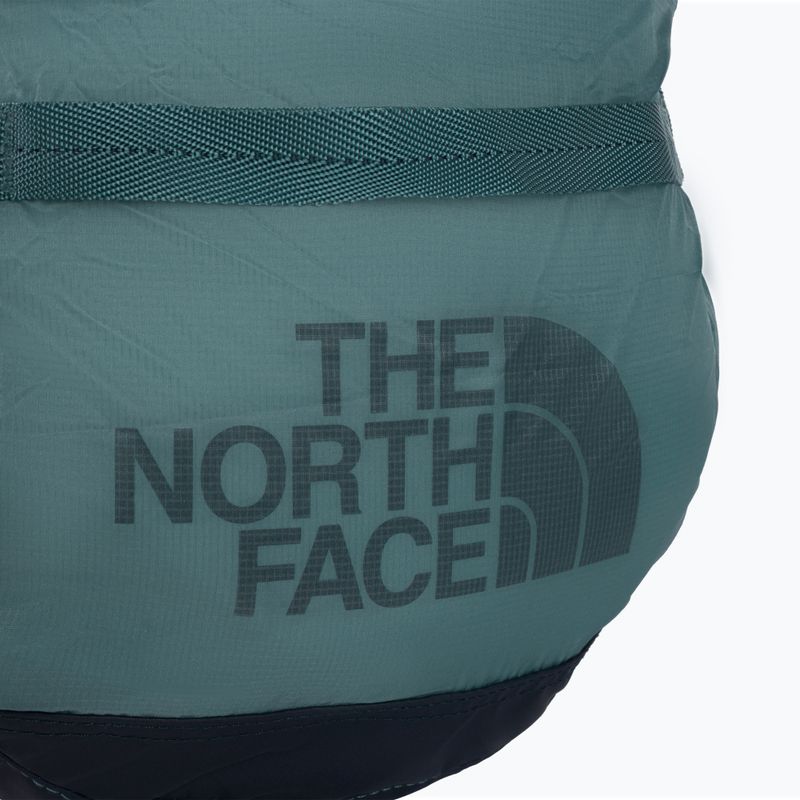 The North Face Flyweight Duffel 31 l borsa da viaggio goblin blue/aviator navy 4