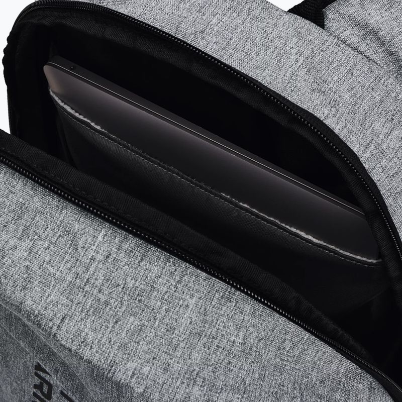 Zaino urbano Under Armour Halftime 22 l pitch gray medium heather/nero/nero 4