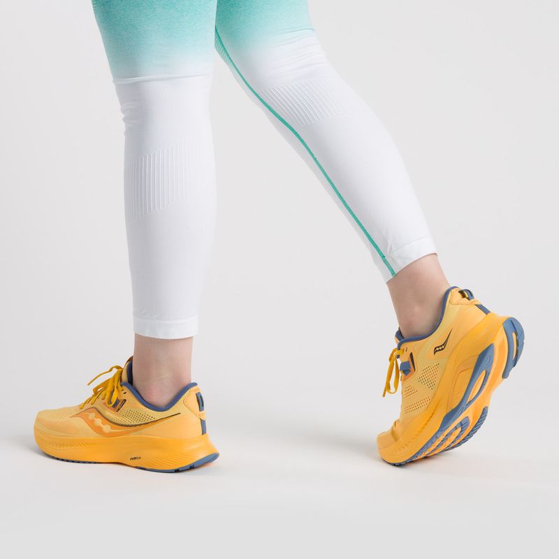 Scarpe da corsa Saucony Guide 15 oro/summit da donna 3