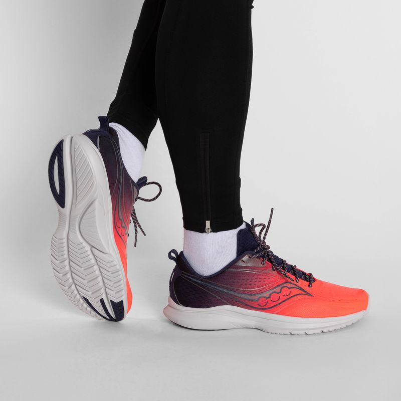Scarpe da corsa Saucony Kinvara 13 night lite per uomo 2