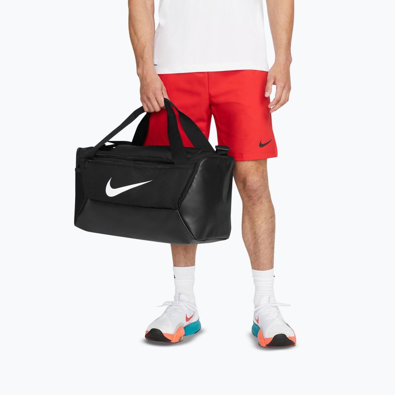 Nike Brasilia 95 l game royal/nero/argento metallico borsa da allenamento 9