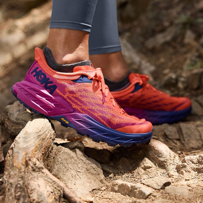 Scarpe da corsa da donna HOKA Speedgoat 5 festival fucsia/camelia 11