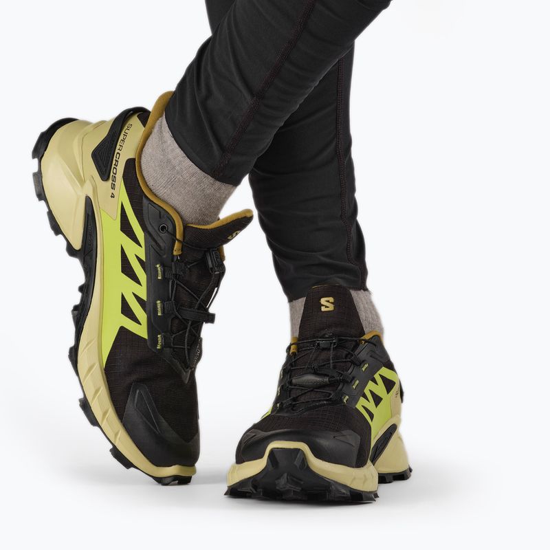 Scarpe da corsa da uomo Salomon Supercross 4 GTX nero/verde chiaro/acido lime 3