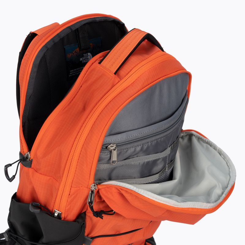 Zaino da trekking The North Face Borealis 28 l retro arancio/nero 4