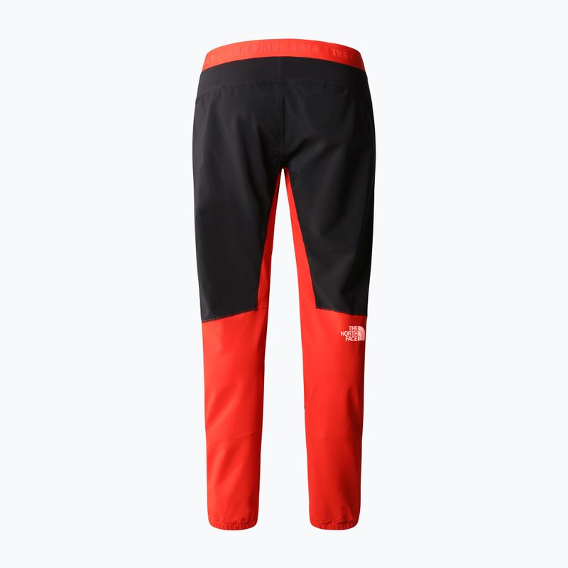 Pantaloni da trekking da uomo The North Face Felik Slim Tapered rosso fuoco/nero 2