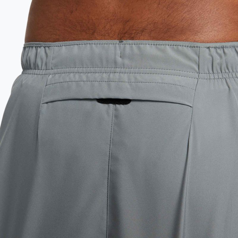 Pantaloncini da uomo Nike Dri-Fit Challenger 7" Slip-Lined grigio fumo/grigio fumo/nero 8