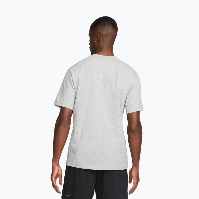 Maglia training da uomo Nike Dri-Fit Primary SS dark grey heather/heather/smoke grey 2