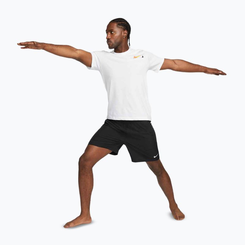Pantaloncini da running uomo Nike Form Dri-FIT 7" senza fodera versatili black/white 2
