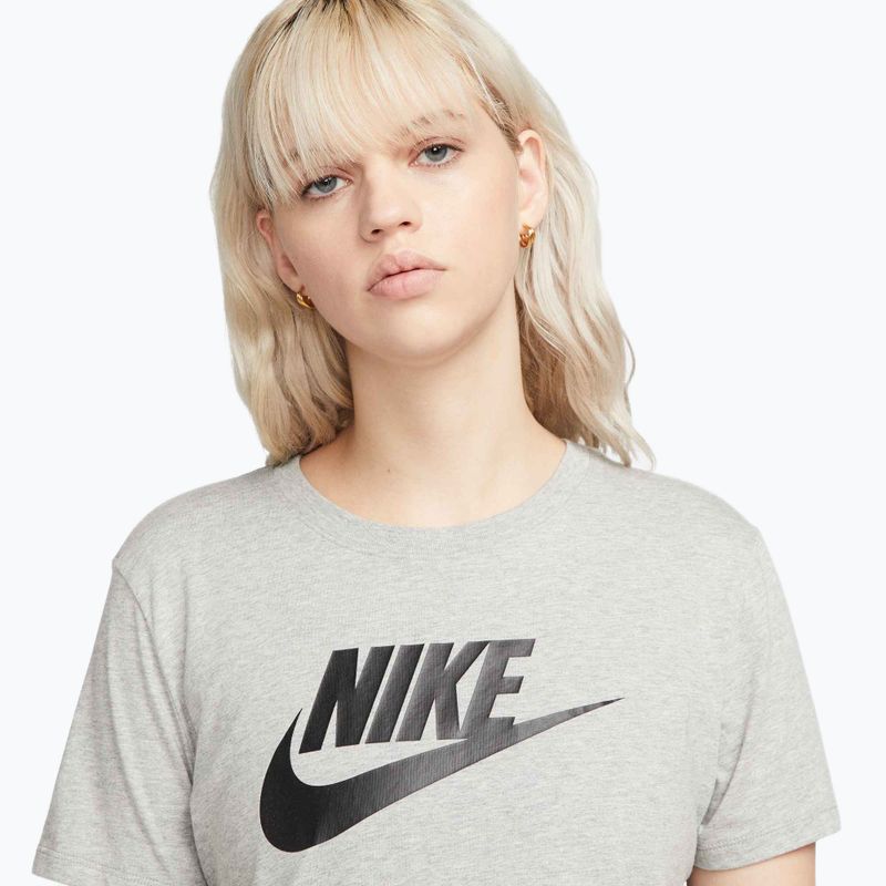 Maglietta Nike Sportswear Club Essentials Logo donna grigio scuro erica/nero 4